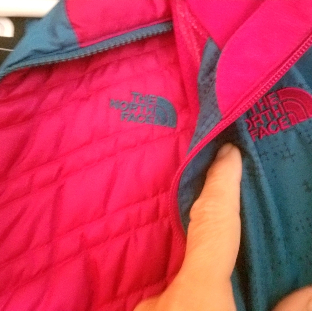 Large woman's North face Jacket..2 in one